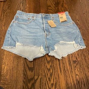 NWT!! Levi’s 501 short